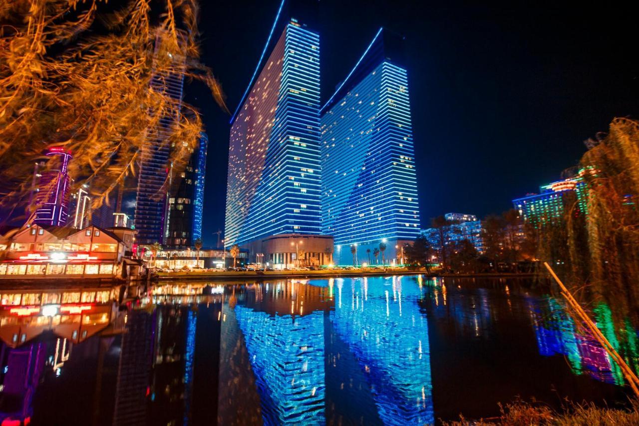 Panorama Orbi City Center Suite Sea View Batumi Exterior photo